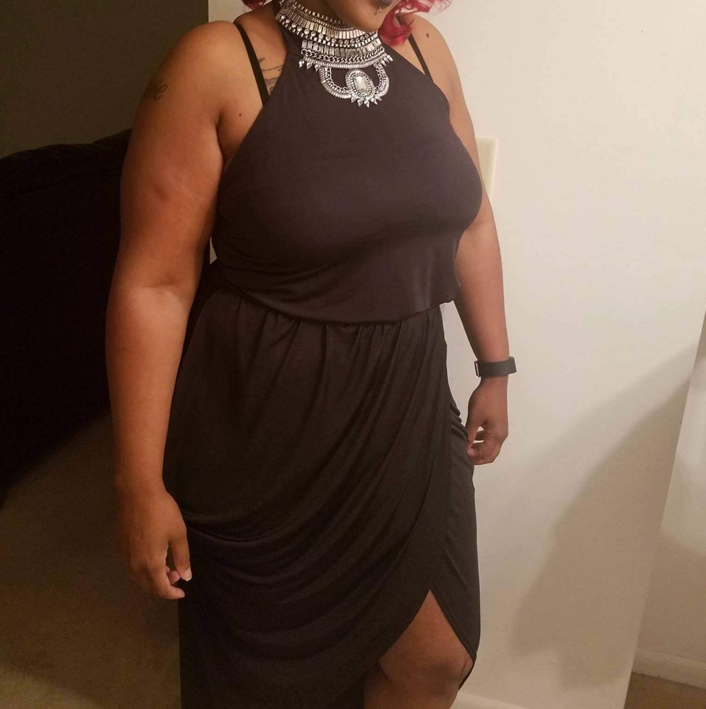 Dress - Picture 4 of 4